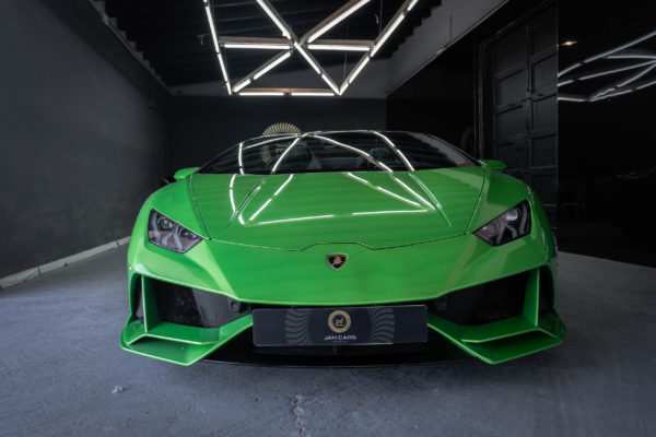 Lamborghini HuracanEVO Spyder Jancars, alquiler de coches de alta gama, deportivos y de lujo