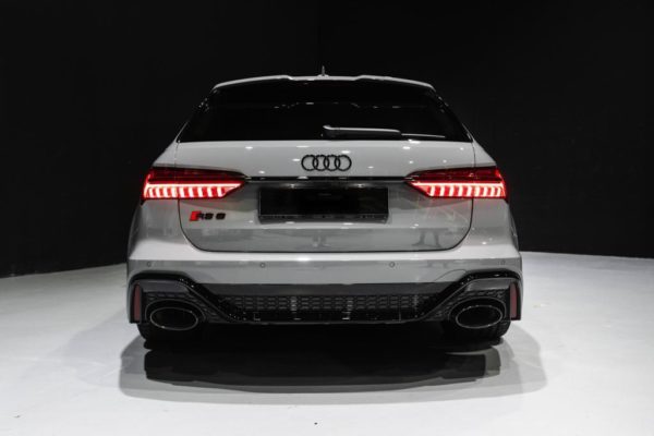Audi RS6, alquiler de coches de alta gama, deportivos y de lujo